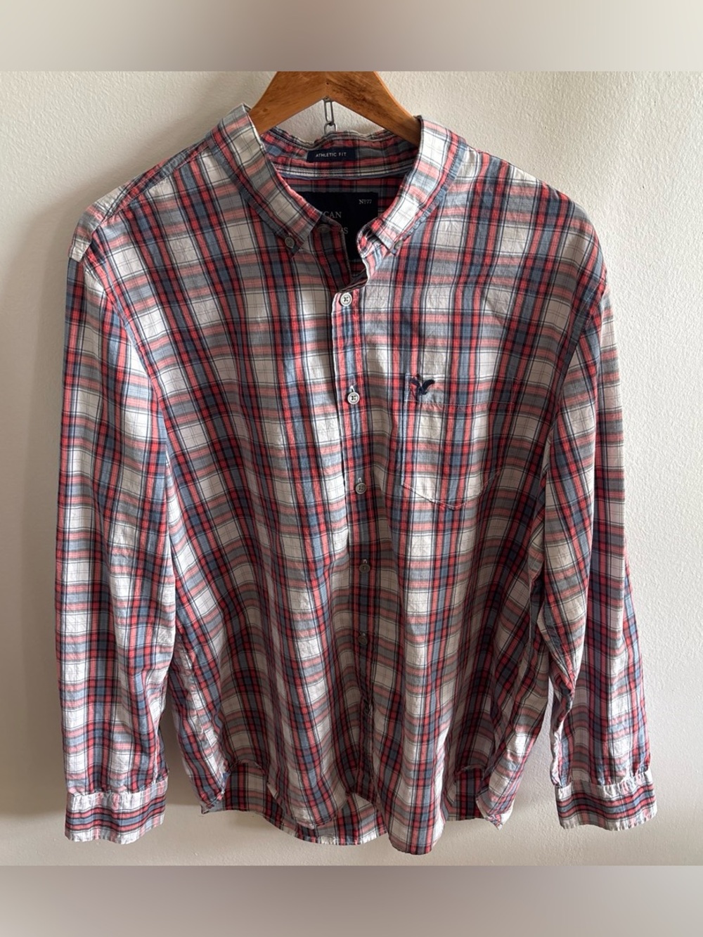 American Eagle Outfitters Red and White Plaid Button-Down Shirt